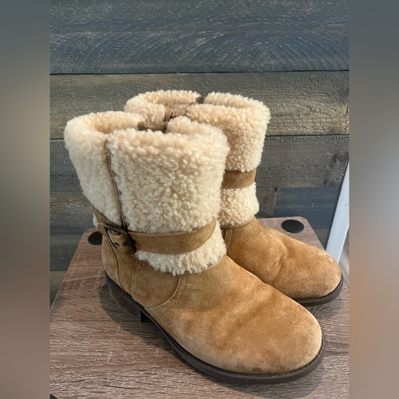 UGG Blayre Il Buckle Sheepskin Collared Boot Size 5.5 Brown Ankle Boot - Picture 8 of 13